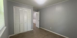 906 East Frederick Street Gallery 14