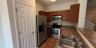3 Bed 2.5 Bath Townhome in Brentwood Gallery 11