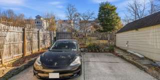 5028 MASSACHUSETTS Avenue NW Gallery 40