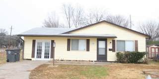 4 Bed | 2 Bath in North Tulsa! Gallery 1