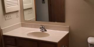 Hometown Grove Apartments Gallery 10