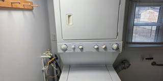 1526 Rapids Street Gallery 20