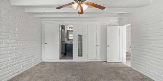 5702 E Camelback Road Gallery 6