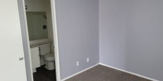 Grand Oaks Gallery 28