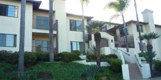 Upgraded Corner Condo with Lagoon View Gallery 11