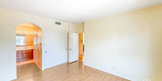 SD: Comfortable 2BD/2BA Townhome in Carmel Mountain Ranch with Community Pool, Attached Garage & In-Unit Laundry Gallery 8