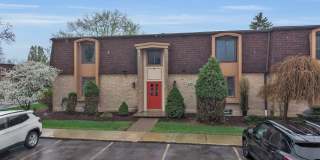 225 Charter Oaks Drive Gallery 1