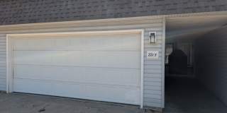 Fully Updated 3 Bedroom 3 Bath Townhouse with 2 Stall Attatched Garage Gallery 1