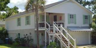 105 Travellers Way Gallery 1