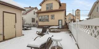 199 E 7Th St Gallery 13