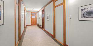 Charming Two-Bedroom Apartment in Downtown Asheville Gallery 4