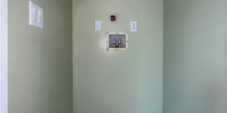 1501 W Delhaven Gallery 11