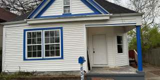 Modern Comfort: 5-Bed, 2-Bath Residence with Spacious Layout & Contemporary Amenities! Gallery 1