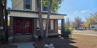 Conveniently Located 2-Bedroom Apartment Near Downtown & UNR Gallery 1