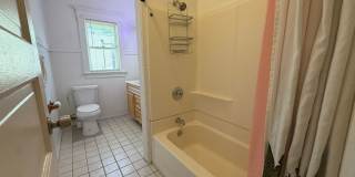Spacious 3-Bedroom Midtown Home with Central A/C & Two Assigned Parking Spaces Gallery 21