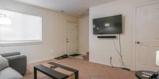 Stylish townhome ready for comfortable living Gallery 5