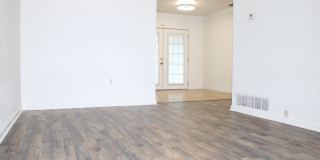 1009 S 29th Street Gallery 2