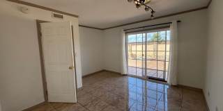 Charming 2-Bedroom Home with 2-Car Garage in Chula Vista Gallery 14