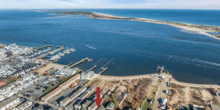 48 5th Street Gallery 1