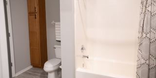 Grand Island Apartment Homes Gallery 11
