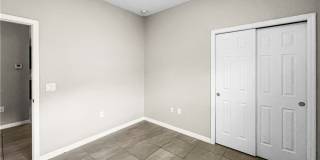 1322 Trafalgar Parkway Gallery 18