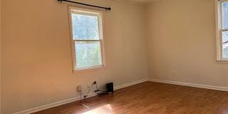 183 Dearborn Street SE Gallery 11