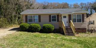 Detached Garage -2 Bedroom 1 Bath house- Drayton Mills Area Gallery 1