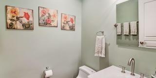 114 MOUNT HIGH Street Gallery 13