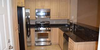 Meridian - Unfurnished 1 Bed|1 Bath Luxury Condo with Main Pool View. Meridian - Unfurnished 1 Bed|1 Bath Luxury Condo with Main Pool View. Gallery 7