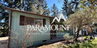 Charming 2-Bedroom Duplex with Garage! Gallery 4