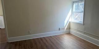 1201 E 4th Street unit: 4 Gallery 4