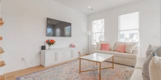 1316 S College Gallery 3