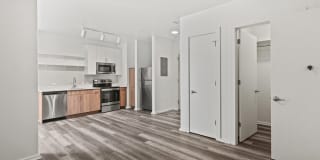 River House Apartments Gallery 25