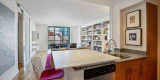 Gorgeous designer one bedroom in Hayes Valley w/lots of light, views, W/D, private patio, roof deck, gym and parking! Gallery 10