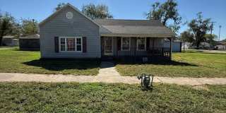 Charming 3 Bedroom Home with Detached Garage on Spacious Lot Gallery 1