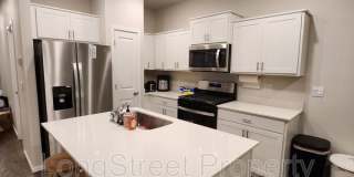 412 Lost Lake St NE Gallery 2