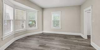*MOVE IN SPECIAL* $250 Off First Full Month's Rent OR Free 55in TV! *MOVE IN SPECIAL* $250 Off First Full Month's Rent OR Free 55in TV! Gallery 14