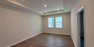 2113 WARREN ACRES Boulevard Gallery 14