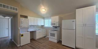 Beautifully Remodeled 3-Bedroom Home in Westwood! Gallery 7