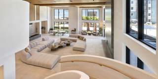 Evado Gallery 19