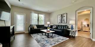Fully Furnished Luxury Corporate Rental - Brand New Construciton Gallery 8