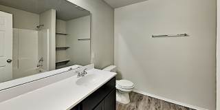 Very Nice 3 Bedroom 2 Bath Home in Yukon Schools. Gallery 13