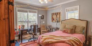1605 Mccullough Avenue NE Gallery 13