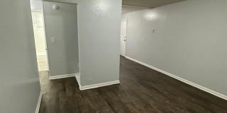 1625 W 26th St. Gallery 15