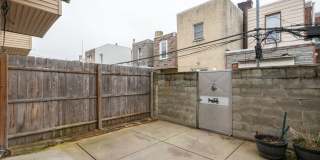 Cozy 3 Bed in Whitman Gallery 10