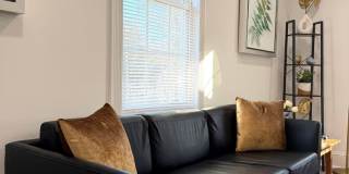 Furnished 2 bed 1 Bath Home Gallery 4