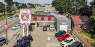 8146 E Eight Mile Gallery 1