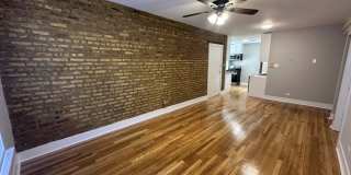 4929 N Kedzie Ave Gallery 1