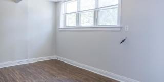 4649 N Manor Gallery 5