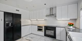 La Jolla Resort Style Living Gallery 13